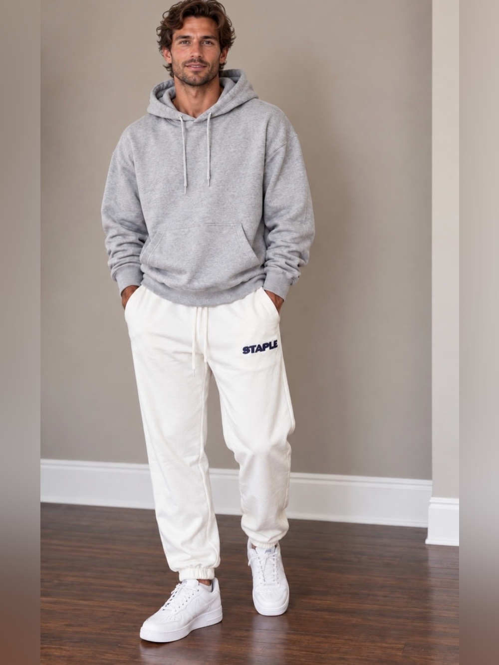 NWT Staple Pigeon Men’s Embroidered Heavyweight Fleece Sweatpants